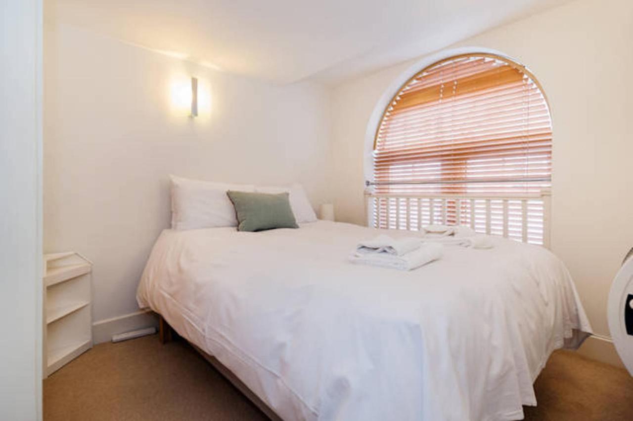 לונדון Central 2-Bed, 2-Bath Sanctuary Near Holborn Station, Covent Garden & West End מראה חיצוני תמונה